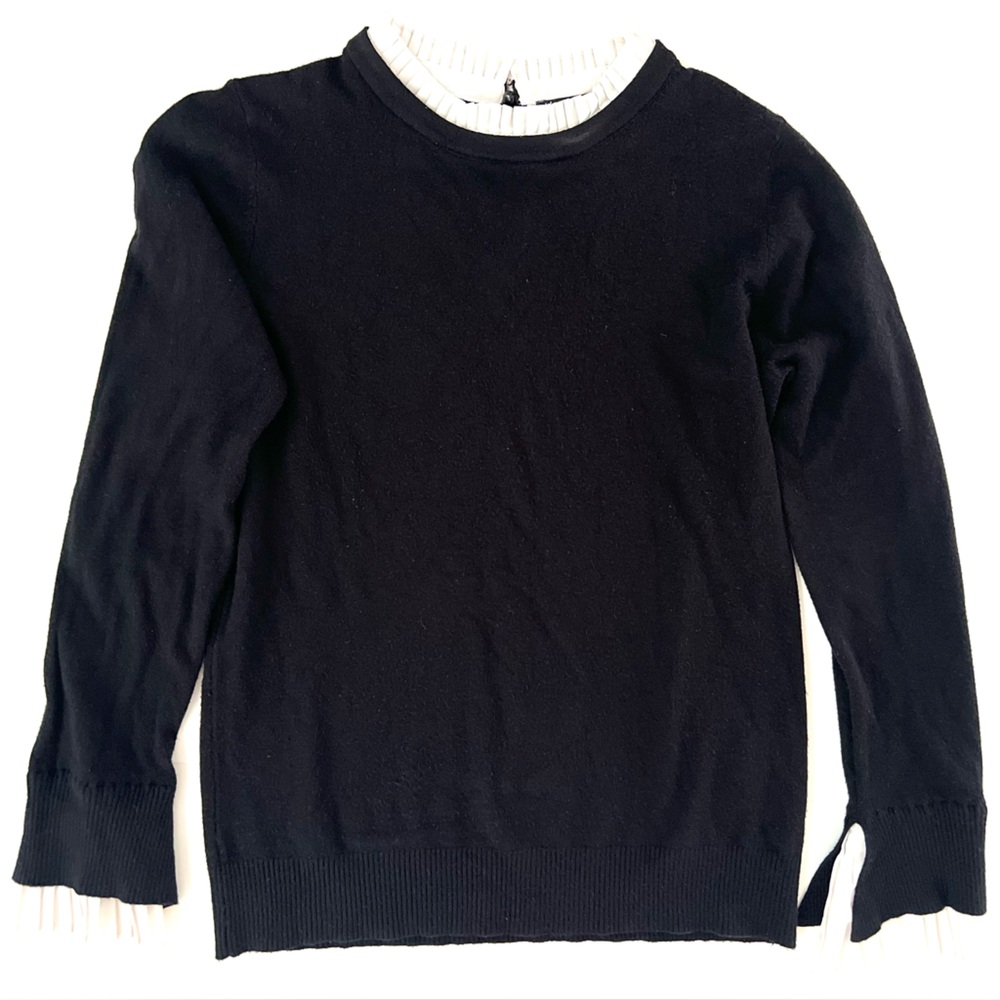 VILA MILANO SWEATER with White Trim Size Medium - Picture 4 of 8
